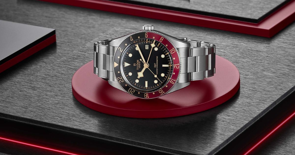 World Time vs. GMT Watches: What’s the Difference?